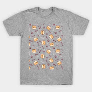 Seamless pattern of a cute red cats, bones and animal's paws T-Shirt